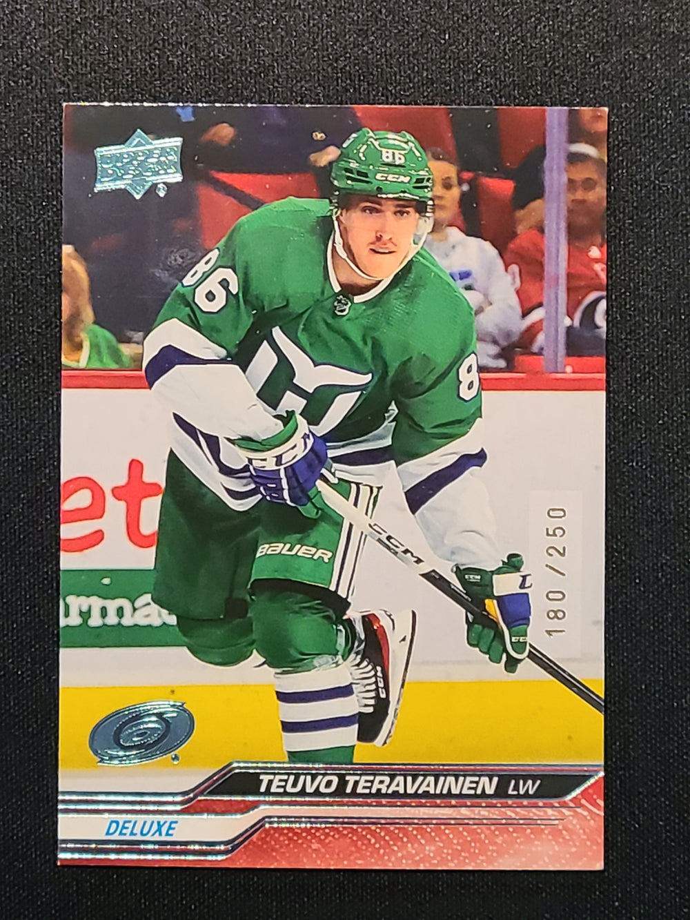 2023-24 Upper Deck Series 1 Deluxe Parallel #32 Teuvo Teravainen Carolina Hurricanes 180/250