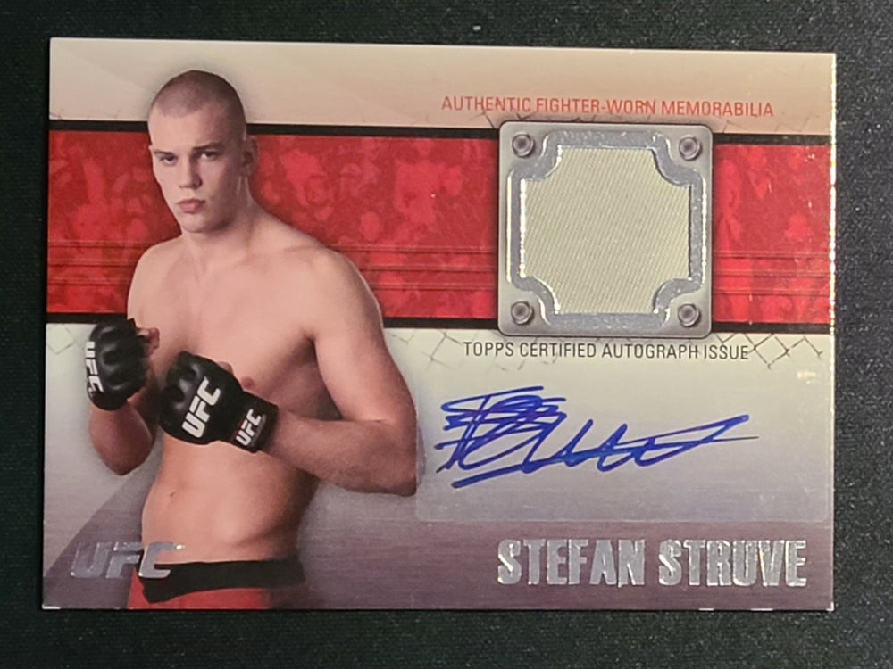 2011 Topps UFC Authentic Fighter Worn Memorabilia Auto #FAR-SST Stefan Struve