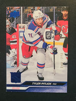 
              2023-24 Upper Deck Extended Deluxe Parallels /250 (List)
            