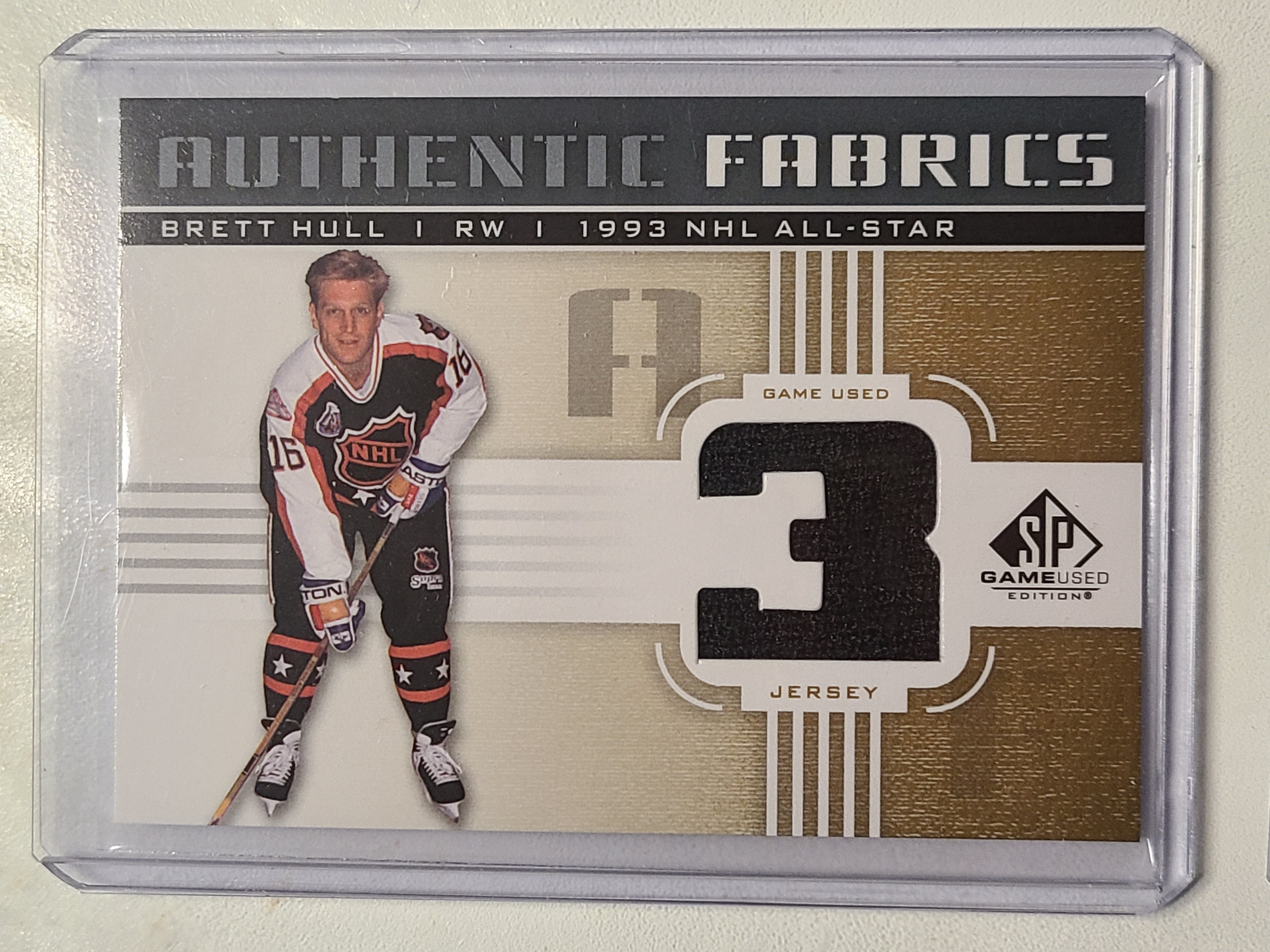 Brett Hull 2011-12 Upper Deck SP Autograph Jersey Card #AF-BH PSA