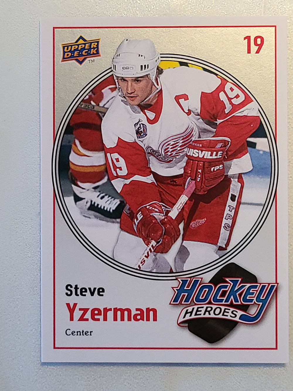 2010-11 Upper Deck Hockey Heroes #HH6 Steve Yzerman Detroit Red Wings