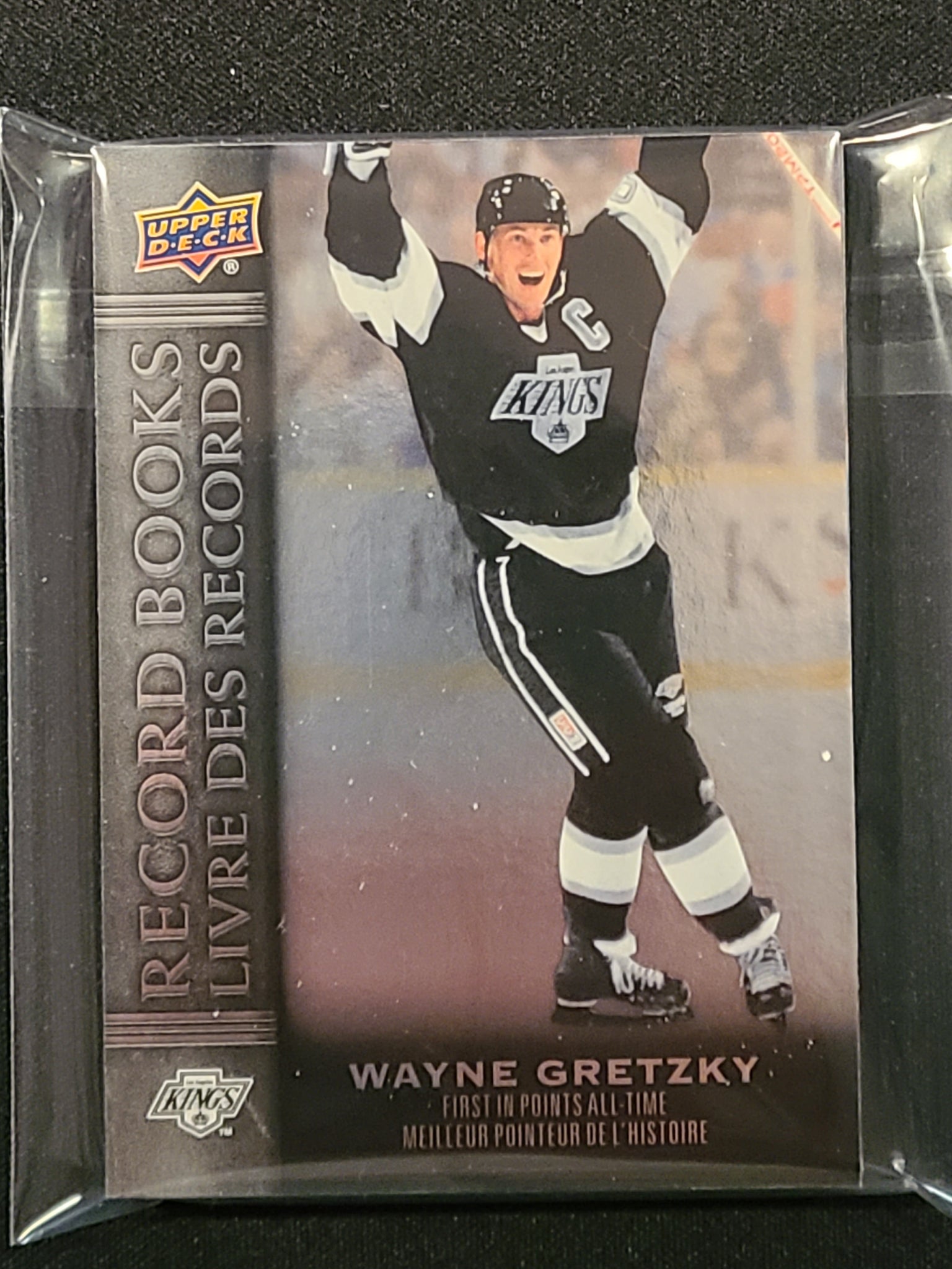 T-1 Wayne Gretzky - 2023 Trendsetters Hockey Card